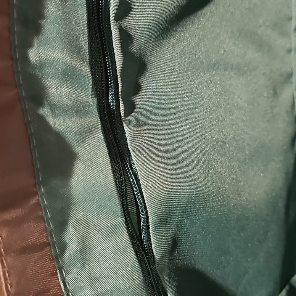 Travelon Crossbody Bag Like New Condition - Picture 12 of 13
